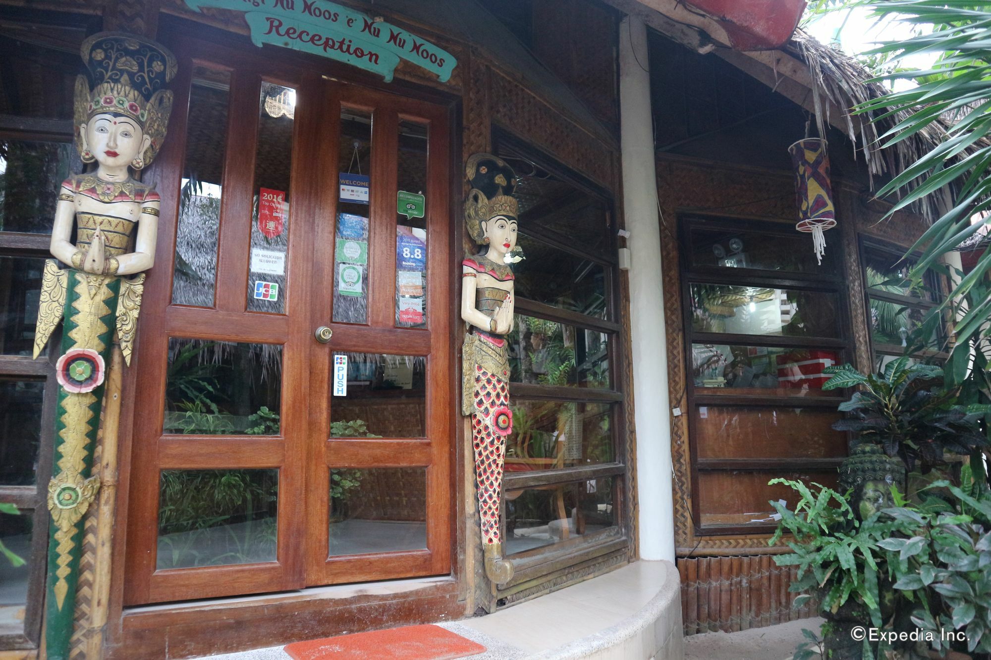 Hôtel Nigi Nigi Nu Noos 'E' Nu Nu Noos à Balabag  Extérieur photo